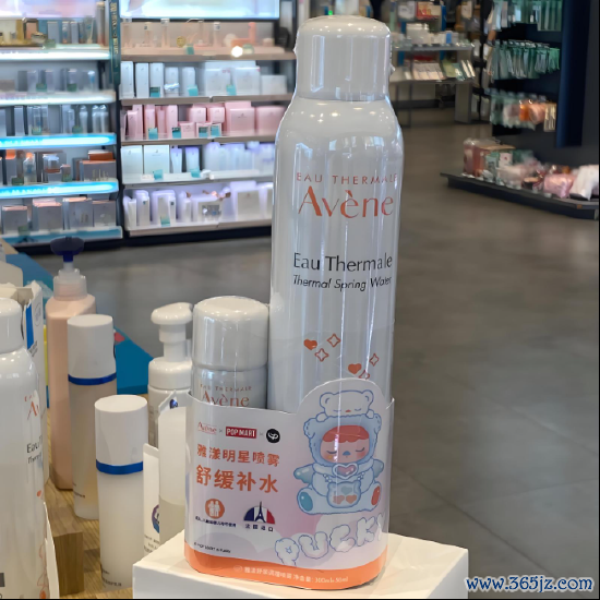 雅漾申报喷雾因素是“水”